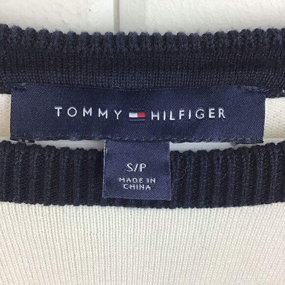 Tommy Hilfiger Sweater, Red Blue Logo Sweater w/Stars - S - Picture 7 of 7